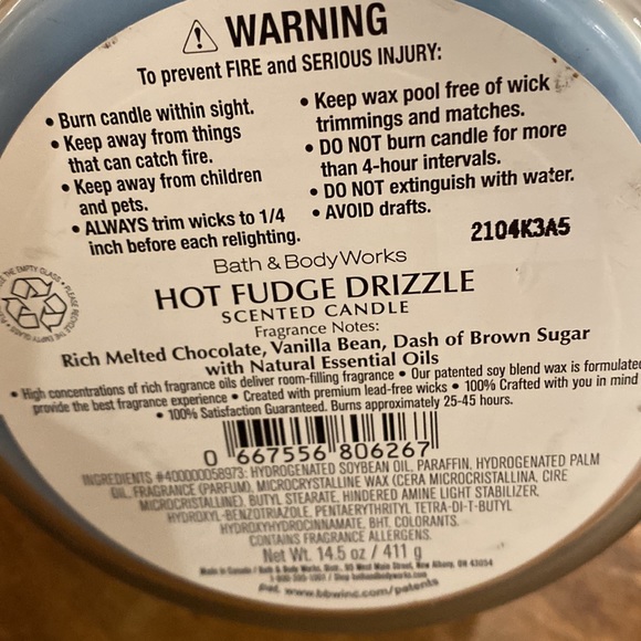 Bath and body works hot fudge drizzle 3 wick candle - Picture 3 of 4